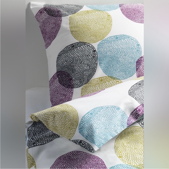 IKEA MALIN RUND Queen Duvet Cover Set (with 2 sham standard covers) - Picture 2 of 3